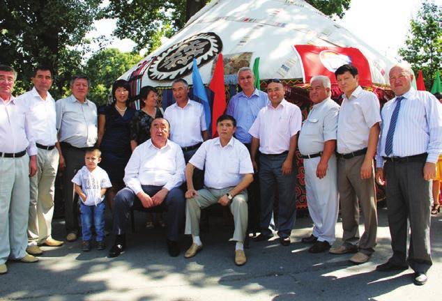 Çukurova Üniversitesi İktisadi ve İdari Bilimler Fakültesi dekanı Prof. Dr. Turgut Cürük ve Dr.