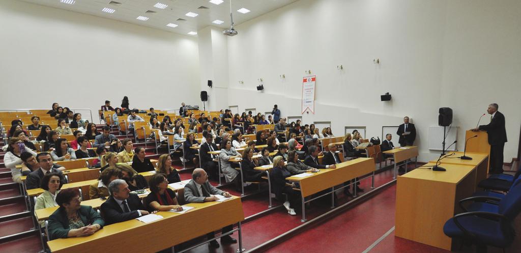 14 Mayıs Eczacılık Günü etkinlikleri kapsamında İstanbul da bir dizi toplantı, panel, konser ve tiyatro gösterisi gerçekleştirilirken, kutlamaların ana merkezi Eczacılık Fakülteleri oldu.