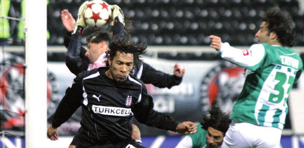 Kahraman (Sedat Balkanlı dk. 80), Kayhan Kaynak kadrolarıyla oynamıştı. 39 maçlık rekabette, Beşiktaş, Atiker Konyaspor a bariz bir üstünlük sağladı.