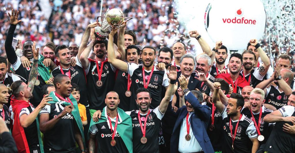 İ lk kez 2006 yılında düzenlenen Süper Kupa yı kazandıktan sonra oynadığı üç finalde başarılı olamayan Beşiktaş, bu defa Atiker Konyaspor karşısına ikinci Süper Kupa sını kazanmak için çıkıyor.