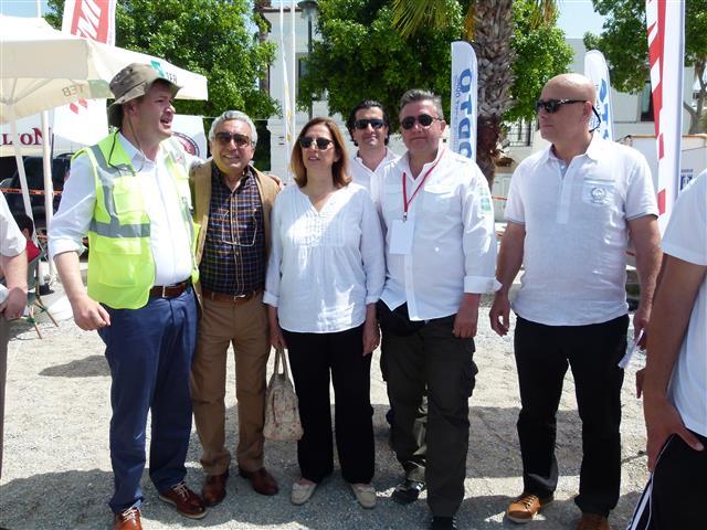 Sporları Derneği Yöneticisi Arif Yılmaz, Cenk Sezgin ve organizasyon görevlileri tarafından verildi. TMF As Başkanı Dizman İnşallah bir dahaki sene yine burada yarışırız.