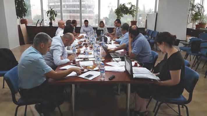 THBB Teknik Komite toplantısı temmuz ayında yapıldı Türkiye Hazır Beton Birliği (THBB) Teknik Komitesi toplantısı 14 Temmuz 2017 tarihinde İstanbul da THBB nin merkez binasında yapıldı.