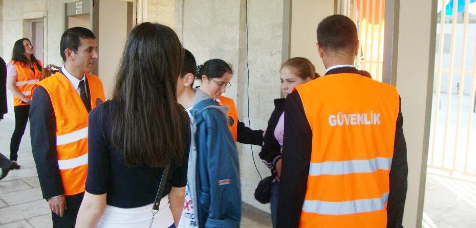 faydalanamayan rehber öğretmenlere de ödenmesine devam edilecek 48 Kazanımların Adresi Müdür ve Müdür başyardımcılarının 6 saat ders yükümlülüğünün 2 saat olarak uygulanmasına devam edilecek 49