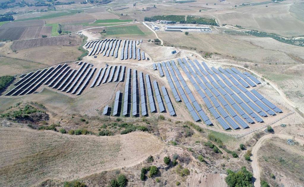 Projeler / Projects Karaisali Güneş Enerji Santrali Karaisali Solar Power Plant Yer : Salbaş Karaisalı - Adana/TÜRKİYE Sözleşme Tariḣi : 10.04.2017 Geçiċi Kabul Tarihi : 30.08.