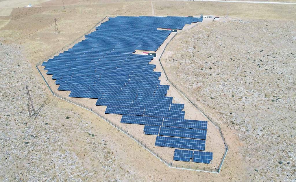 Projeler / Projects Alibeyhüyüğü Güneş Enerji Santrali Alibeyhüyüğü Solar Power Plant Yer : Alibeyhüyüğü - Konya/TÜRKİYE Sözleşme Tariḣi : 01.02.2017 Geçiċi Kabul Tarihi : 15.06.