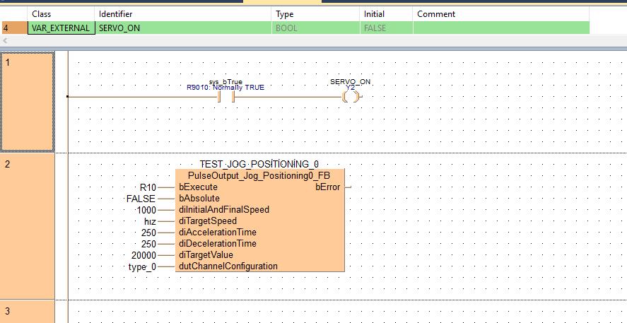Şimdi gerekli parametreleri girelim ve Servo-On çıkışını programda gösterelim. R9010 butonudur. Daima True özelliğindedir.