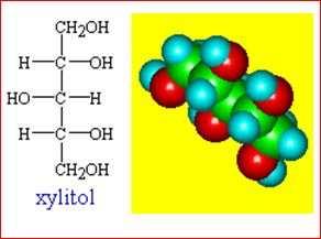 Şekil 2: Xylitolün kimyasal yapısı Xylitolün yapısı OH gruplarının yapısı nedeniyle threo-threo konfigürasyonundadır.