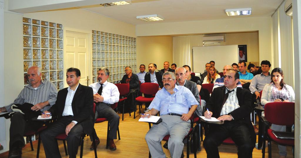 şubeden haberler Makina Dairesiz Asansörler Semineri Elk. Elo. Müh. Murat Battal Öztürk ün sunumuyla Makina Dairesiz Asansörlerin Tasarımı semineri 11 Mayıs 2011 tarihinde Şubemizde gerçekleştirildi.