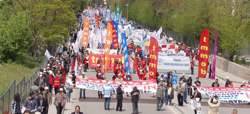 tmmob TMMOB Mitinginde Onbinler Buluştu Türkiye nin dört bir yanından Ankara`ya gelen on binlerce mühendis, mimar ve şehir plancısı, `haklarımız, geleceğimiz, halkımız, ülkemiz için söyleyecek