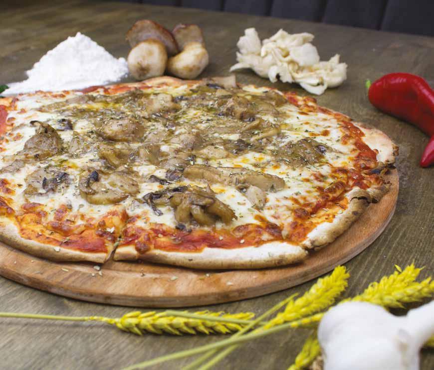 zeytinyağı ile CAPRESSE PİZZA 25,5 Pizza sos, suda mozarella peyniri, chery domates