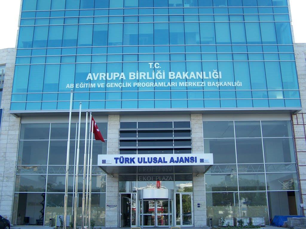 Türkiye Ulusal Ajansı Avrupa Birliği Bakanlığının ilgili kuruluşu olarak faaliyet gösteren bu kurum Avrupa Birliğinin