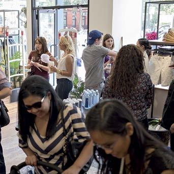 Birkaç yıldır üzerinde çalıştığı kentsel manzara resimlerini sergiledikten sonra ise yeni bir iş BROOKkolu bulmuş durumda. Tasarladığı ürünler Etsy de, Smith St.