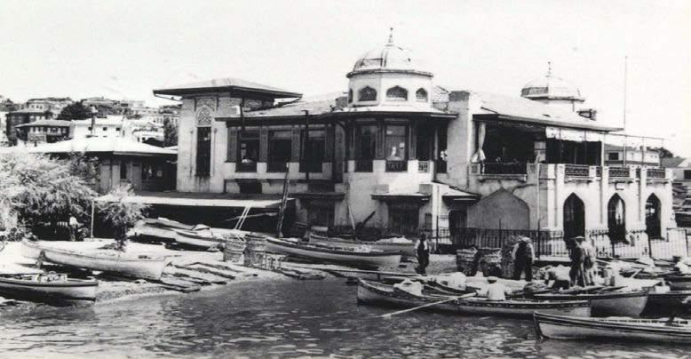 1970 li yıllarda teknelerin boyları 12 metreye ulaşmış; tekne üstleri kapanmış ve daha güçlü motorlarla hizmet verilmiştir.