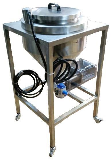 SIVI DOLUM PUMBASI: Makineyi sıvı dolum için kullanmak istendiği zaman sıvı dolum pompası takılır ve