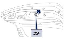 Kapama Bagaj kapağının elektrikli kapanmasını kumanda etmek için C düğmesine basınız.