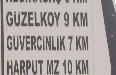 İstanbul ve Halep te dahi görmediğim bir surette mükellef sofralar kurarlar ve çok lezzetli yemekler ikram ederler.