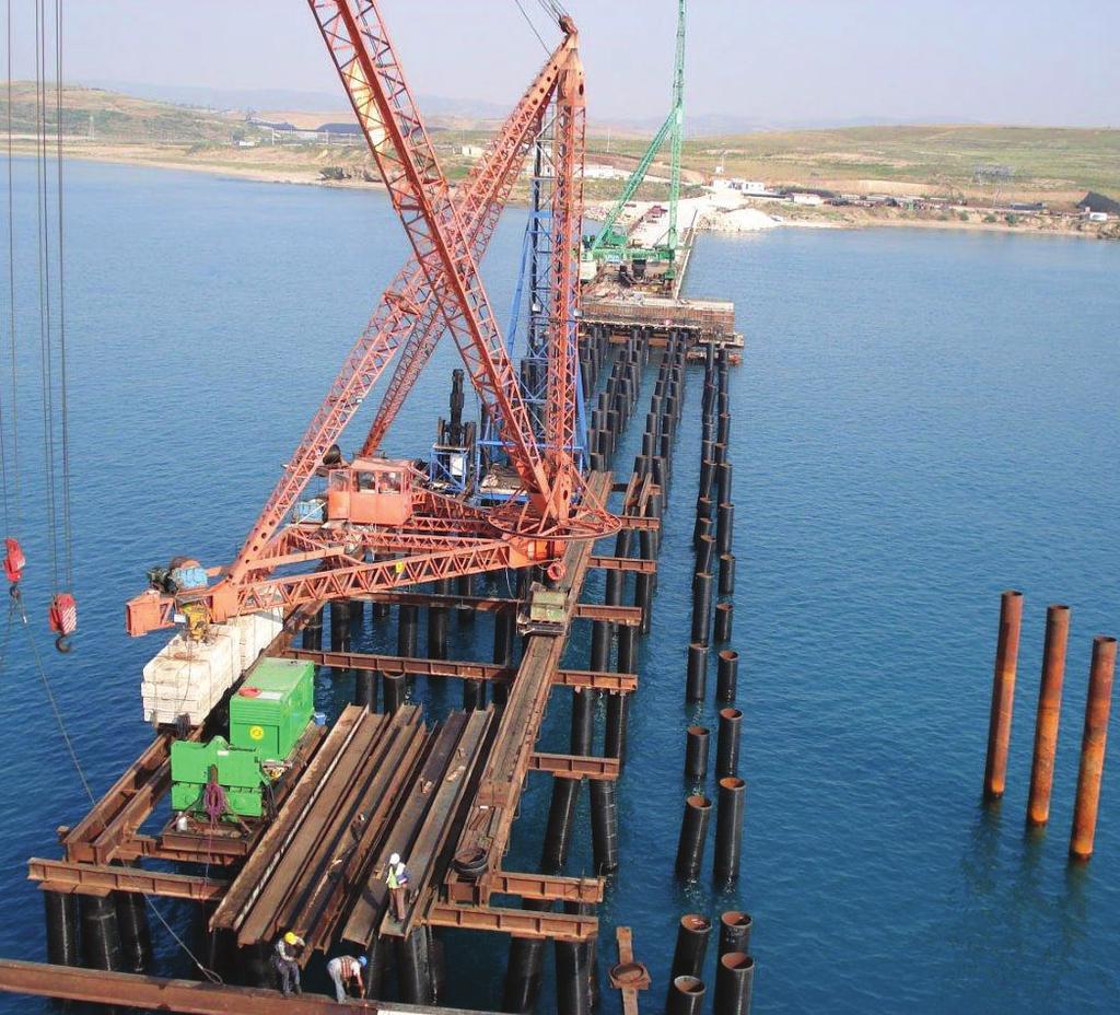 FAALİYET ALANLARIMIZ KAZIK ÇAKIMI Kazık çakımı deniz inşaatının en önemli parçalarından birini oluşturmaktadır.