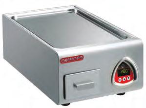 PİŞİRME ÜNİTELERİ / Cooking Units 600 Serisi / 600 Series Elektrikli Izgaralar Electric Fry Tops AISI 304 paslanmaz çelik yüzey, 10/10 mm kalınlık.