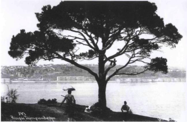 ÇIRAĞAN PALACE KEMPINSKI İSTANBUL'UN TARİHÇESİ 17. yüzyıl Çırağan Sarayı etrafındaki alan, 17. yüzyıl boyunca "Kazancıoğlu Bahçesi olarak biliniyordu.