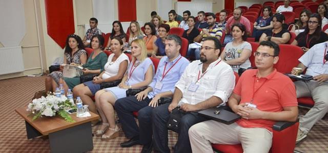 FeTeMM Projesi Sinop ta Start Aldı 24 Ağustos 2015 Pazartesi 14:15 TÜBİTAK - Sinop Çocuk Üniversitesi işbirliği ile FeTeMM projesi, farklı illerden gelen Fen Bilimleri Öğretmeninin katılımlarıyla