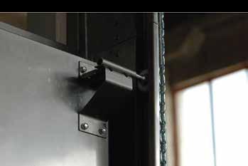 Monoblok kapı kanadı yöntemi ile üretilen PFI kapılarınız, daha sağlam ve uzun ömürlü olacaktır.