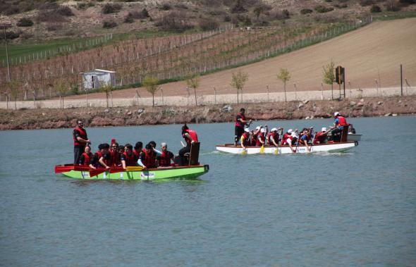 19 Mayıs Dragon Yarışları: 19 Mayıs Atatürk ü Anma Gençlik ve Spor Bayramı dolayısıyla gençlerin