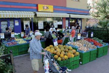 AKTİF GÜNDEM M Kart dönemi başladı Migros Ticaret, müşterilerine yepyeni bir hediye seçeneği sunuyor.