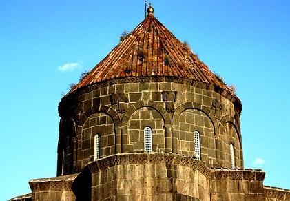Kilisesi Şehirdeki Ermeni kiliselerinden birisi olup Bagratlı Krallığı döneminde Kral Abbas tarafından M.S.
