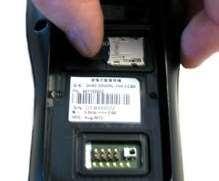 MicroSD Kartı Takmak/Çıkartmak MicroSD Kartı Takmak Datalogic DH60 Kullanım Kılavuzu Datalogic DH60 el terminaline MicroSD kart