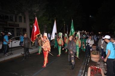 Otogar dışında yolcu indirme ve bindirme yapan firmalar hakkında da aynı yönetmelik hükümlerine göre ceza işlemi uygulanmaktadır.