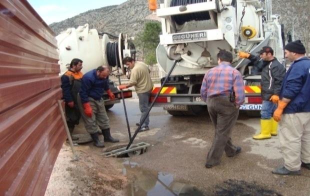 (Kanalizasyon kanal açma vidanjörü) (Hat yapımında kullanılan borular) Yine IPA atıksu arıtma proje çalışmaları tamamlanmış olup tesis faaliyete geçmiştir. Projenin hizmete sunulmuştur.