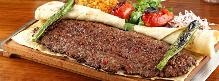 3 Special Açma Kebap Antep acılı kebabın özel yassı şişlerde incelterek