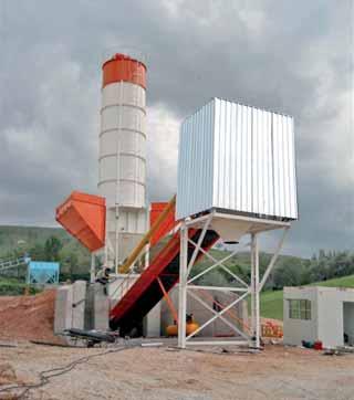 Bunkeri / Aggregate Bunker Göz Adedi / Aggregate Compartments 3 units Göz Kapasitesi / Compartments Capacity 15 m³ Toplam Kapasite / Total Capacity 45 m³ Kapak Adedi /