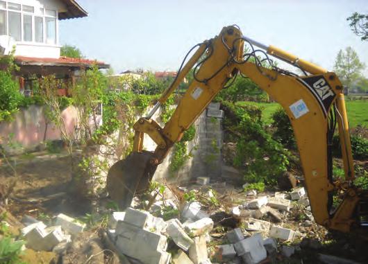 29 - Fatih Mahallesi, Yoğurtçu Sokak üzerindeki işgal Belediye Ekiplerince 12/06/2012 tarihinde kaldırılmıştır.