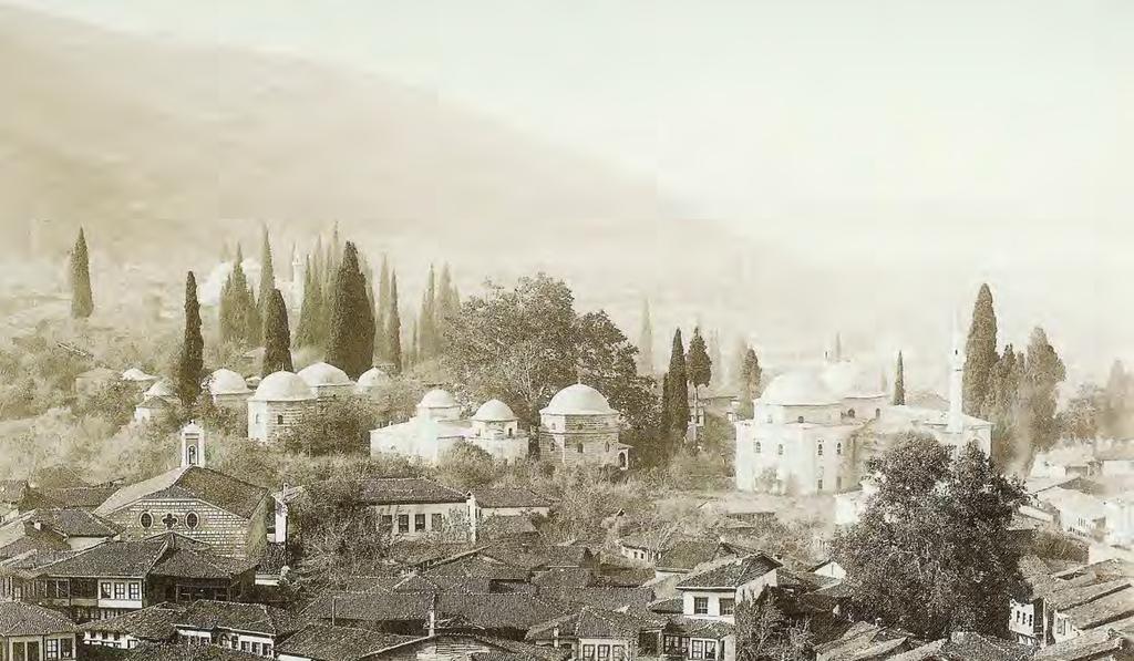 Fotoğraf 12. Muradiye Külliyesi: II. Murad Camii ve Türbeler (Kaynak: Dostoğlu, N. (2001) Osmanlı Döneminde Bursa: 19. Yüzyıl Ortalarından 20.