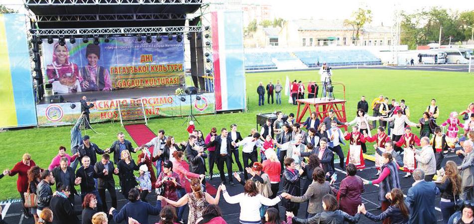 İkinci günü geçirildi gagauz estrada hem folklor festivali.