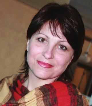 Alla Büük, ona Birliin duuması yardımcı oldular Genç yazarların bibliotekası nışannandı şiir Viktor Kopuzçu okumaklarlan hem Elena Mokanu.