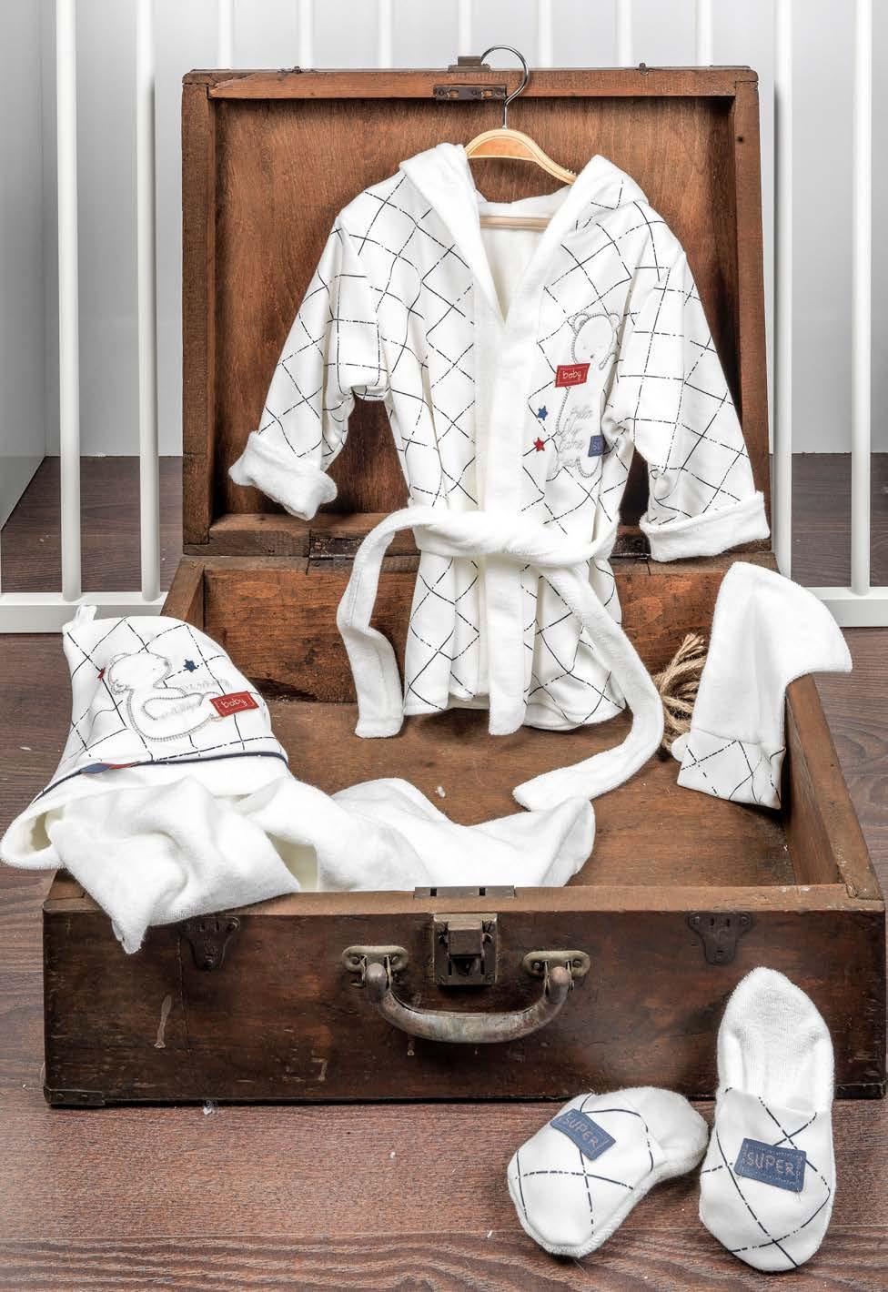 Bebek Banyo Seti/Baby Bath Set (5 Parça/5 Piece) Havlu/Cuddle Robe Bornoz/Bathrobe