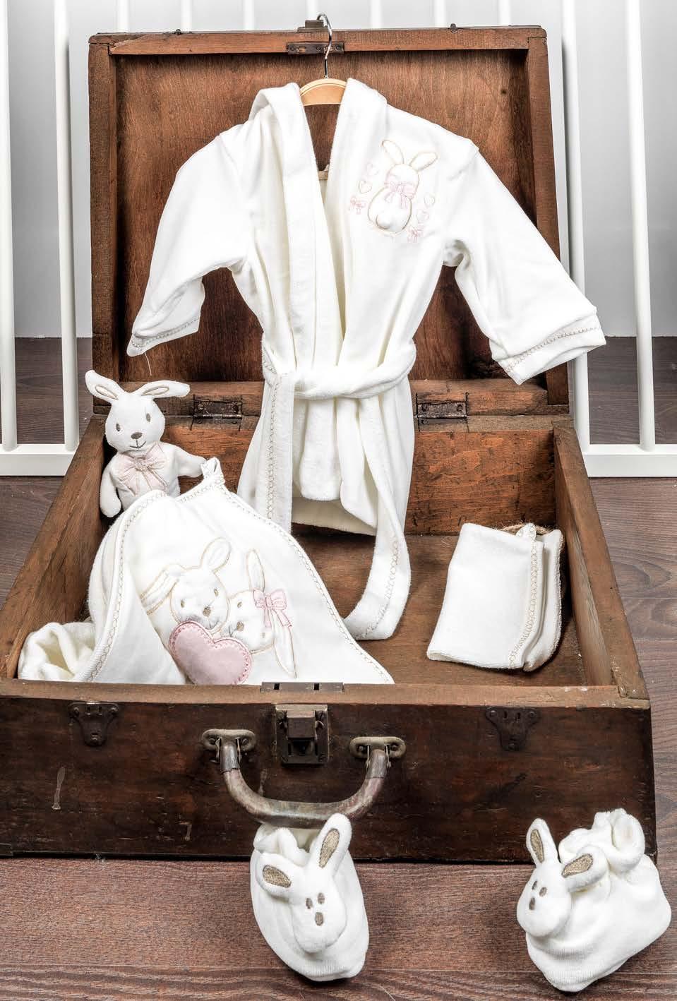 Bebek Banyo Seti/Baby Bath Set (5 Parça/5 Piece) Havlu/Cuddle Robe Bornoz/Bathrobe