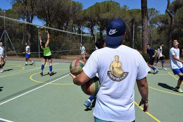 SPOR KAMPI Voleybol Ünlü Toskana bölgesinin sahillnde Marina di Grosetto şehrinde yapılan voleybol ve beachvolley kampımız, 13-18 yaş arası genç