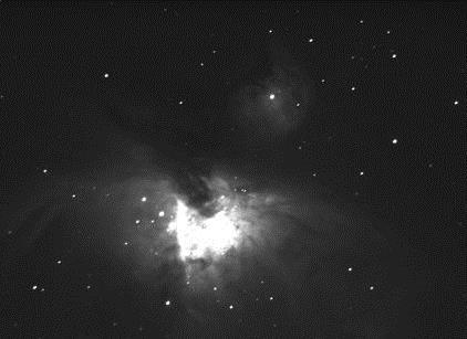 Akrep takımyıldızı (sol) ve Orion bulutsusu (sağ). Astronomi ve uzay bilimleri gerçekten büyük yatırımlar istemektedir.