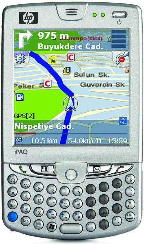 ülkemizde hizmete sunmuştur. Şekil 3.9A da Navturk navigasyon yazılımının ve B de ise igo navigasyon yazılımının PDA da uygulama görüntüsü izlenebilmektedir. A B Şekil 3.
