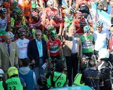 53. Cumhurbaşkanlığı Bisiklet Turu nun 5. Etabı olan Selçuk- İzmir Etabı için 98 bisikletçi Saint Jean Yokuşu ndan pedallamaya başladı. Etabın başlangıcını Selçuk Belediye Başkanı Dr.