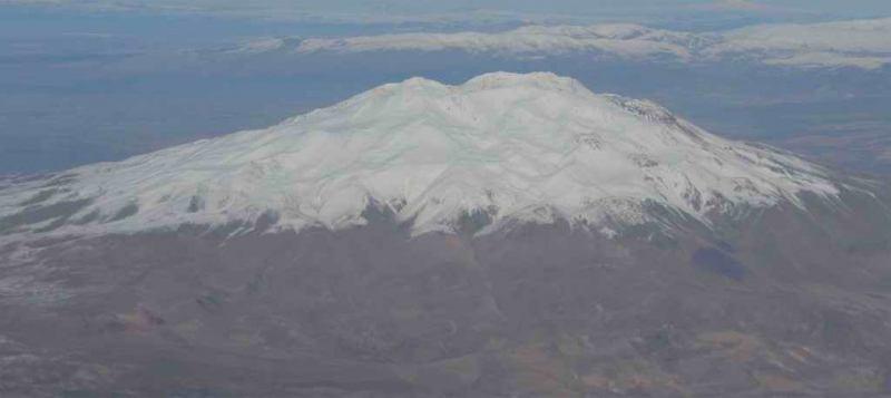 Süphan volkanı: Van Gölünün kuzeyinde yer alan bir diğer strato volkanın yüksekliği 4058 m dir (Bitlis).