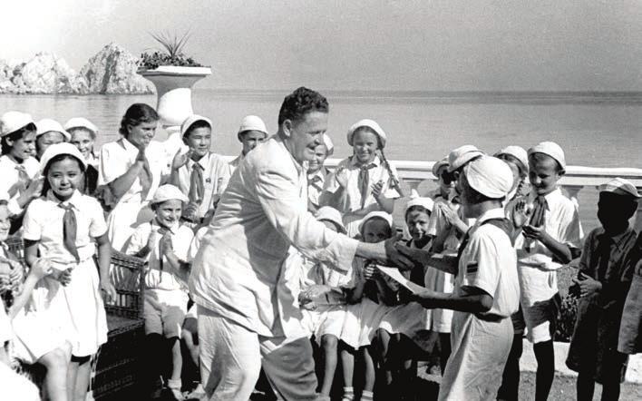 ORTAK TARİHİMİZDEN 14 Nazım Hikmet in soluğunu taşıyan tek Puşkin şiiri... Bazı şeyleri bilmek lazım... Kadriyle, kıymetiyle, ismiyle ve cismiyle.