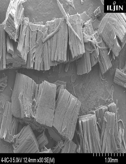 Buhar fazında büyütme yönteminde ise karbon nanotüpler, tepkime gazı ve metal katalizörün tepkime odasına bir substrat bulunmadan gönderilmesiyle üretilirler.