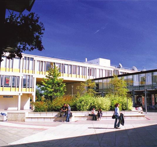 University of Essex // COLCHESTER GRUP / BİREYSEL 12-17 YAŞ YURT Programımız, İngiltere nin doğusunda bulunan Colchester şehrindeki University of Essex kampüsünde düzenlenmektedir.