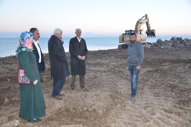 Erciş Belediyesi, sahil yolu çalışması 24 DEMOKRATİK