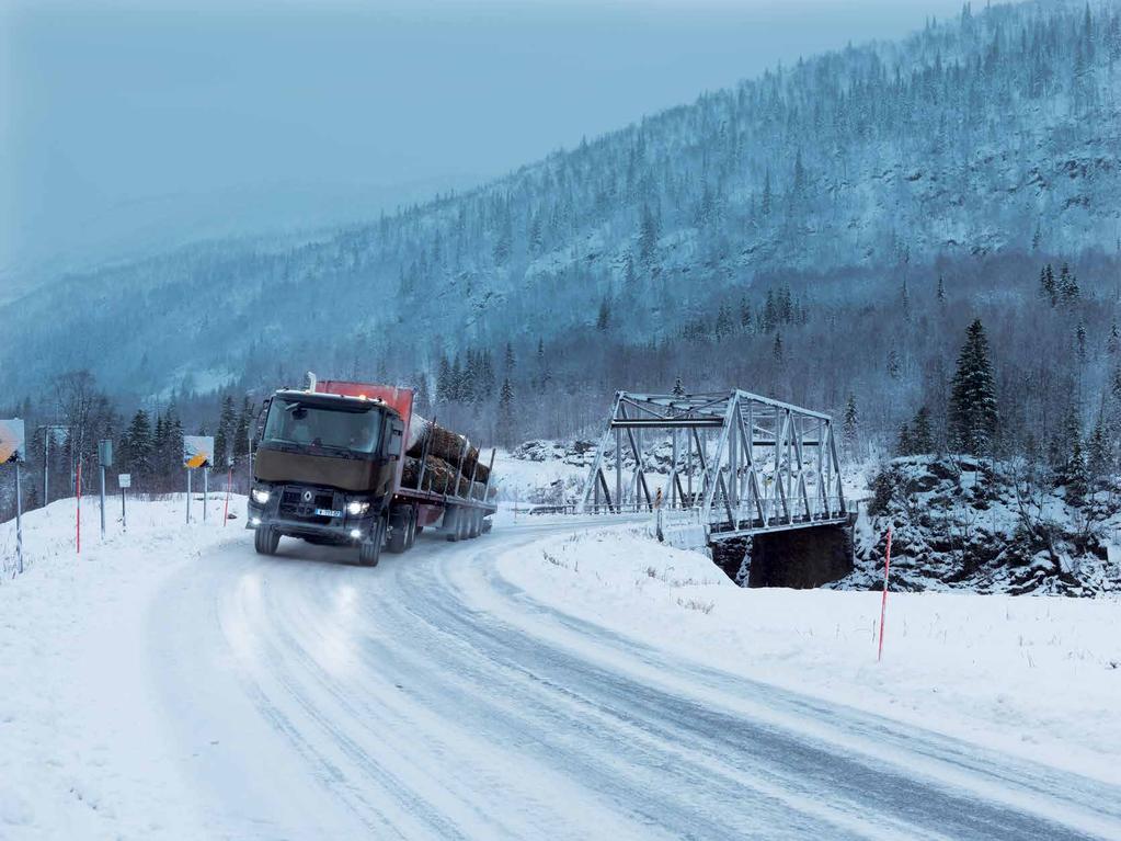 renault trucks_ K GAMI 1 HER ZAMAN SİZİNLE BİRLİKTE Renault Trucks, aracınızın maksimum süreyle kullanılabilir olmasını garanti etmek için araçlarınızın ömrü boyunca size eşlik edecektir.