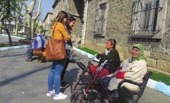 Ziyaret öncesinde, daha önce hiç yaşlılar için gönüllülük faaliyetinde bulunmamış olan arkadaşlarımızla bir araya gelerek onlara